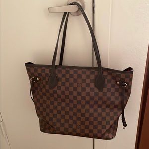 LV Tote